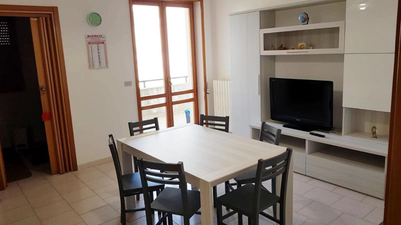 Comodo Appartamento a Galatina- Casa di Gigi Esterno foto