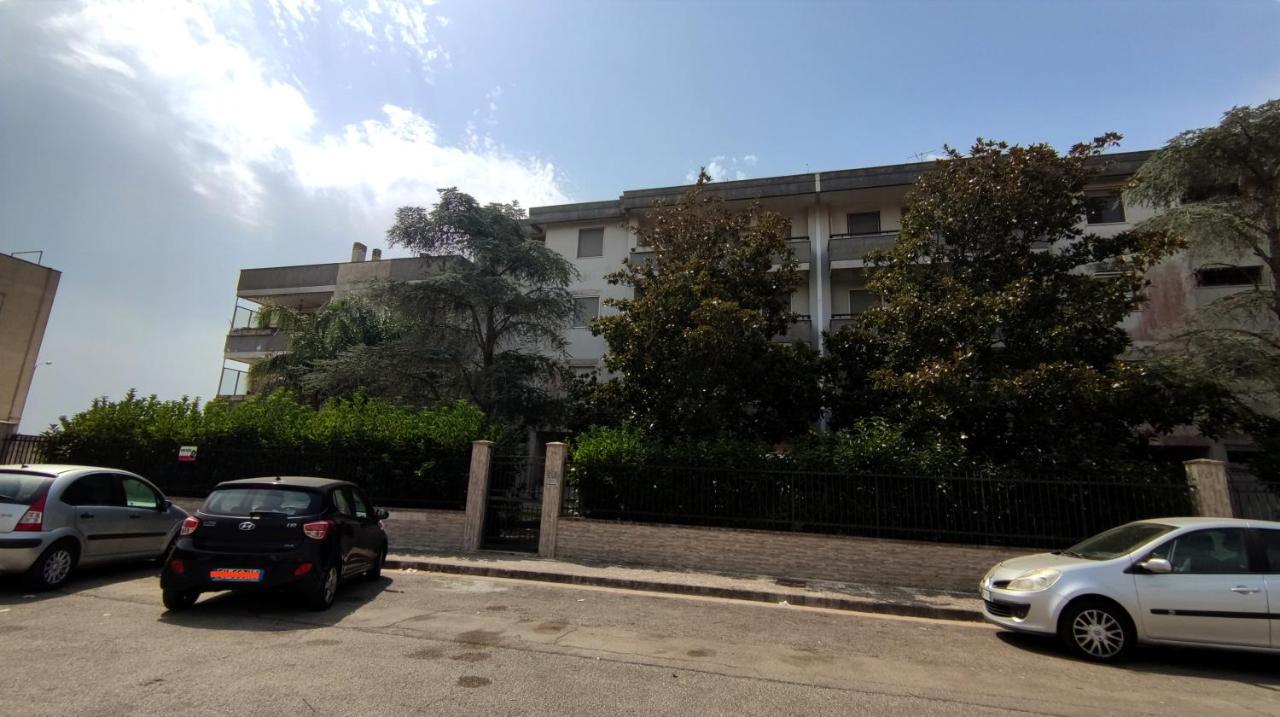 Comodo Appartamento a Galatina- Casa di Gigi Esterno foto